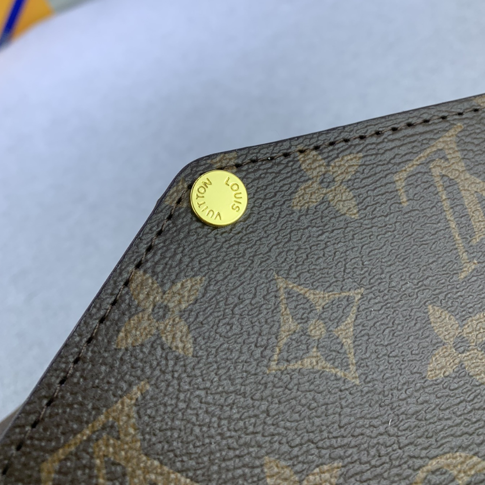 Louis Vuitton Pochette Félicie Rose Ballerine Bag, 8.3 in, M61276