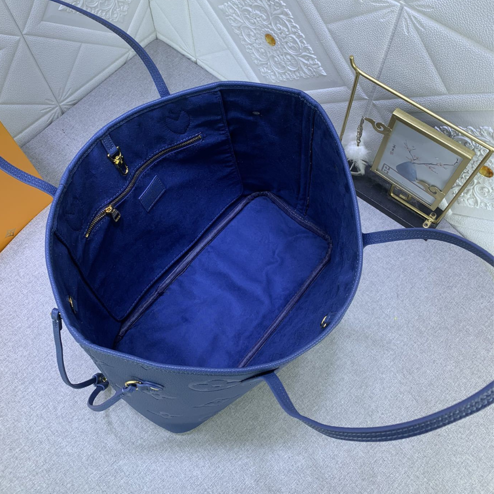 Louis Vuitton Neverfull MM Blue 12.2 Inches M47143