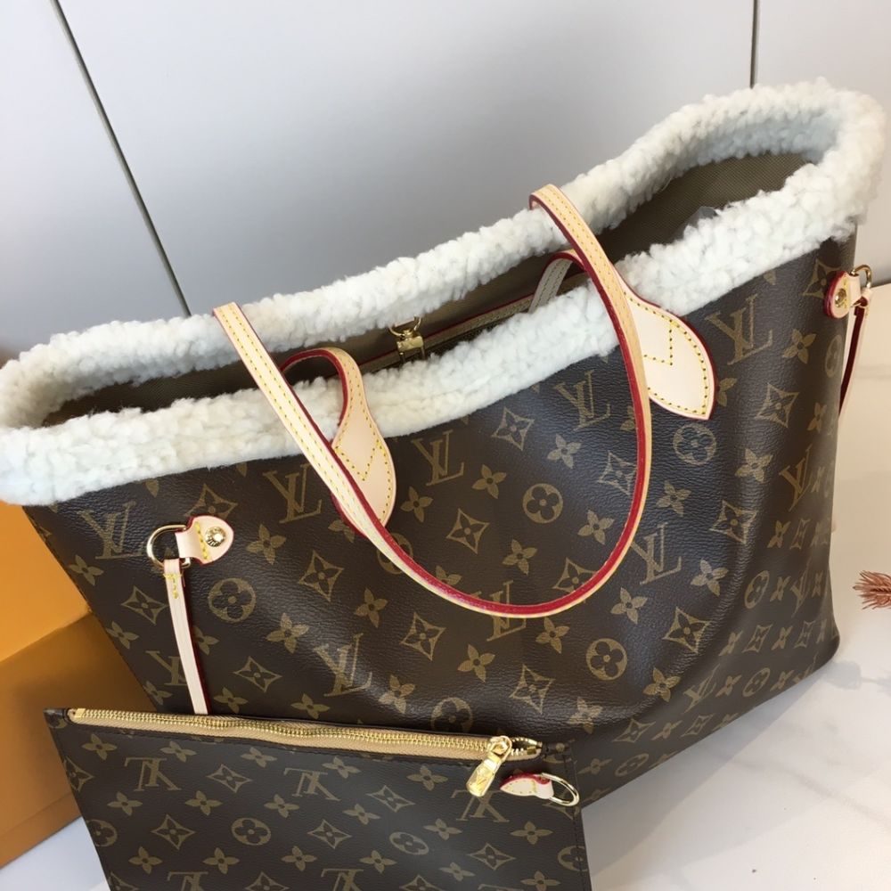Louis Vuitton Neverfull Monogram Shearling Trim MM Brown 12.2 Inches M56960