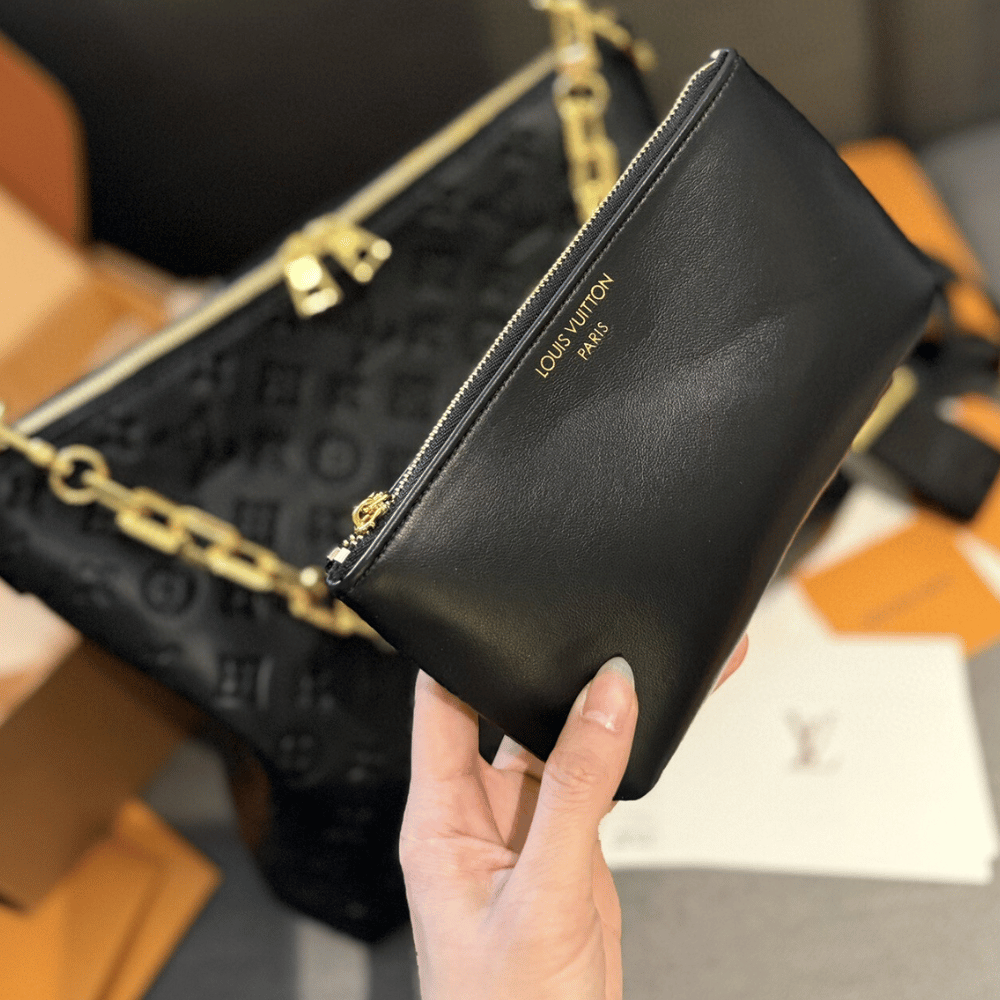 Louis Vuitton Coussin Hobo MM Black 15 Inches M12068