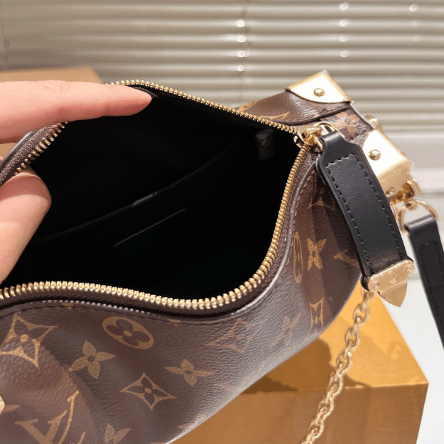 Louis Vuitton Slim Trunk Monogram 9.1 Inches