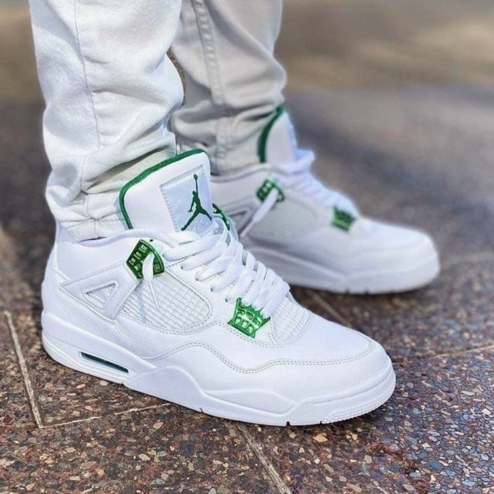 Air Jordan 4 Retro Metallic Green White