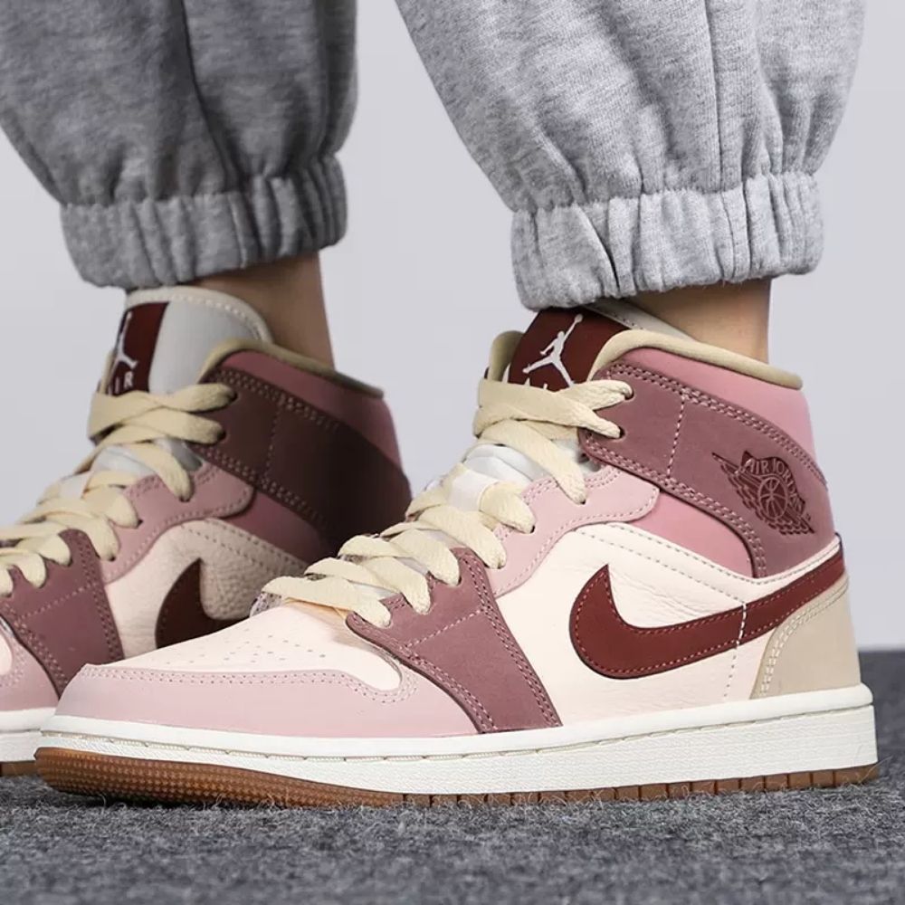 Air Jordan 1 Mid Dark Pony Smoky Mauve SE